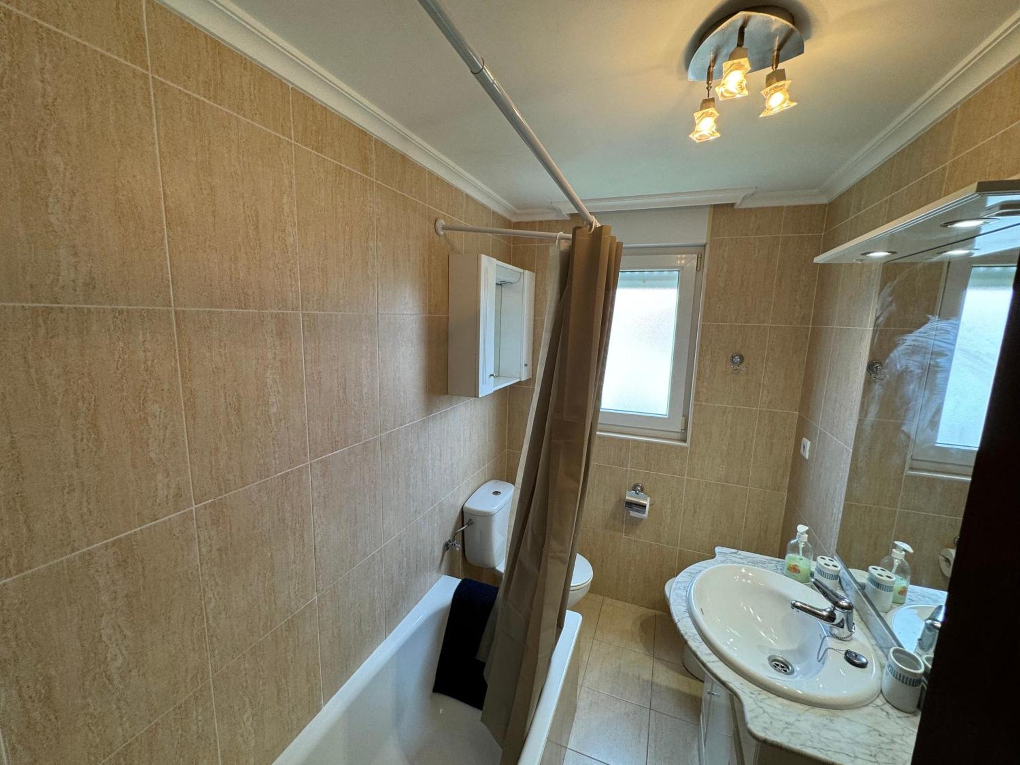 Appartement Garaje Y Piscina Comunitaria! à Suances Extérieur photo